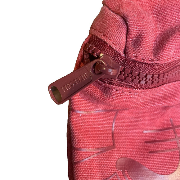 Herschel Belt Bag Chicago Bulls NBA Red Fanny Pack Clip Adjustable Basketball - Picture 8 of 15